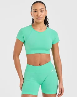Adapt Seamless Crop Top