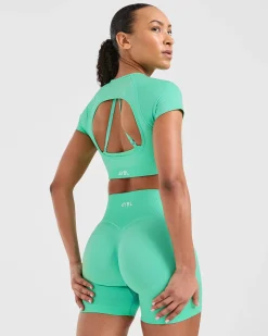 Adapt Seamless Crop Top