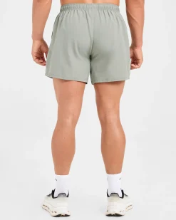 Core 5" Shorts