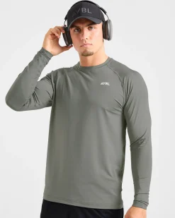 Essential Long Sleeve T Shirt
