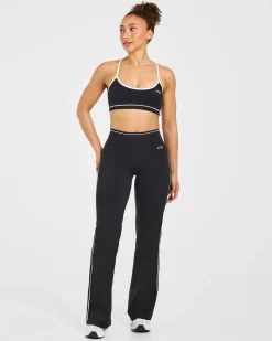 Form Flared Leggings