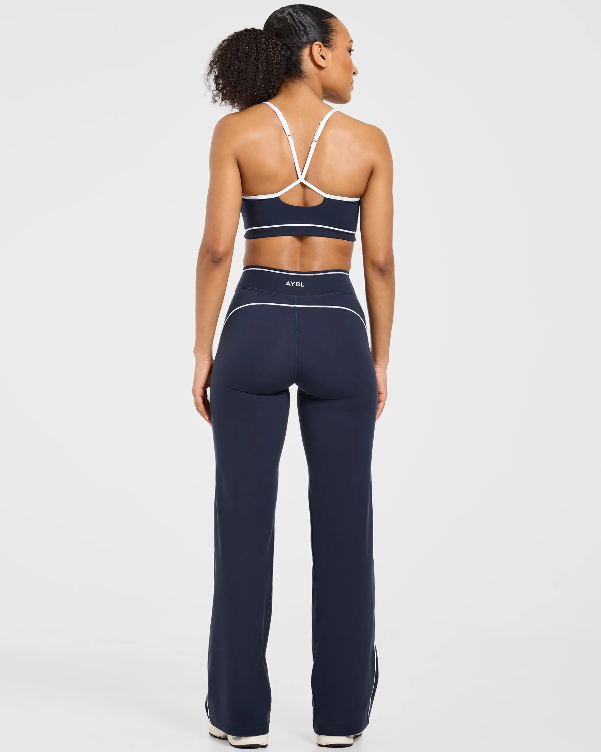 Form Flared Leggings