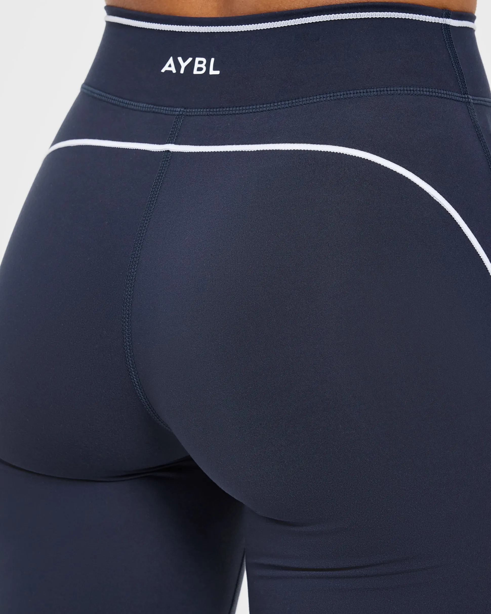 Form Flared Leggings