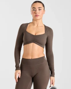 Physique Long Sleeve Crop Top
